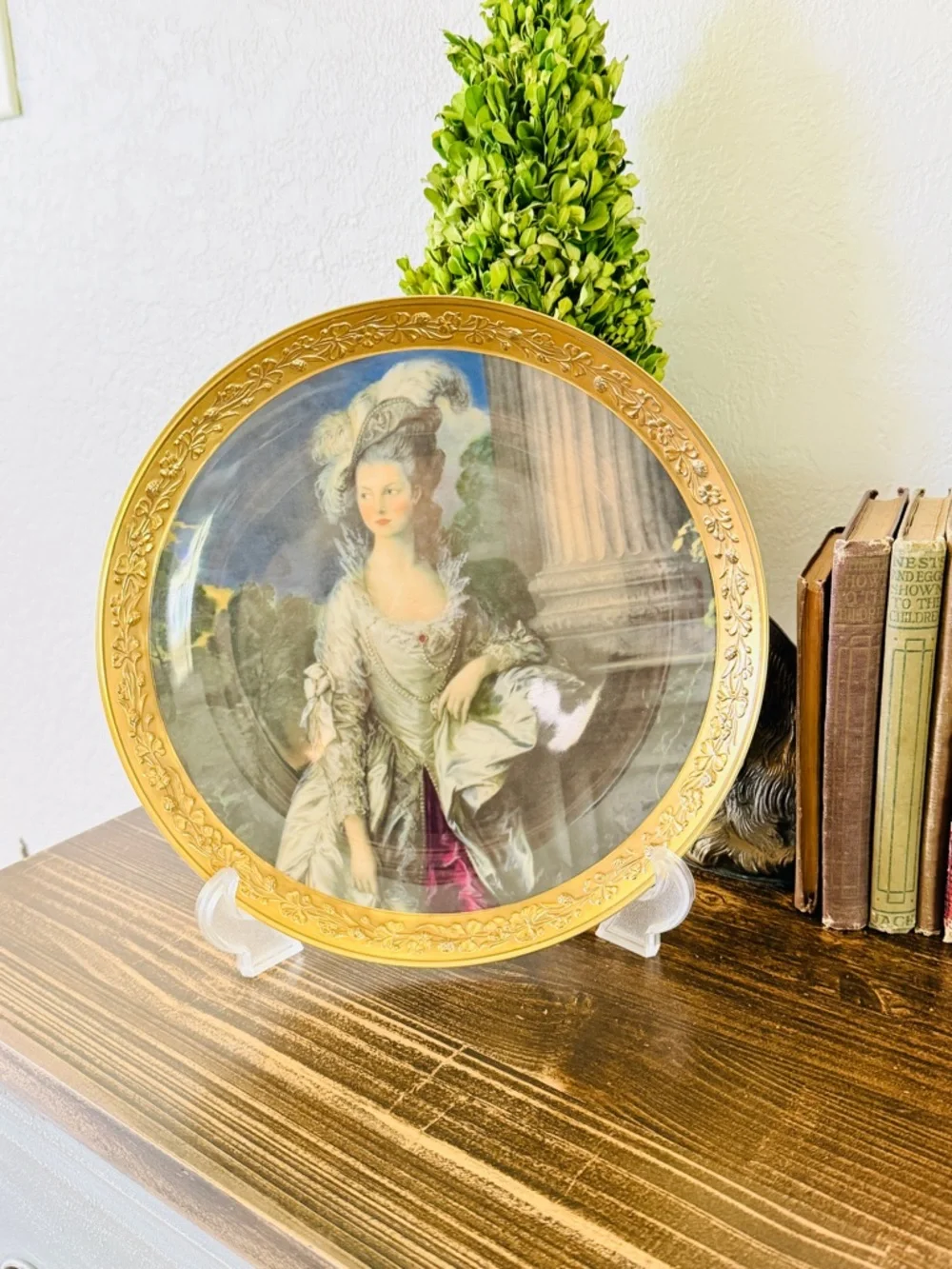 😎3/$20‼️Gorham Gold Framed Portrait Plate with “Honorable Mrs. Graham”1777
